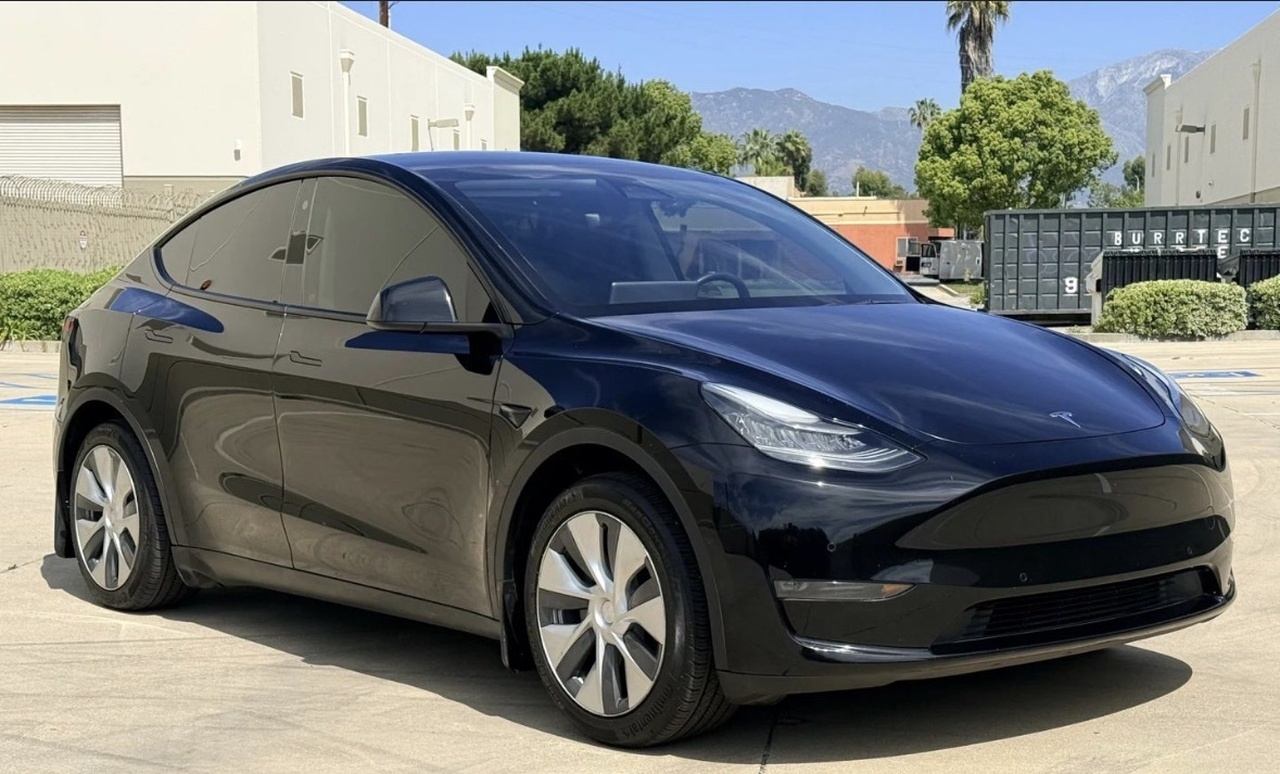 tesla image 06